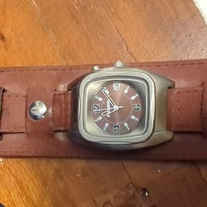 Nixon Cuff Watch ⌚